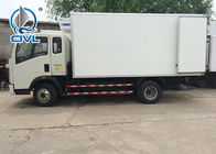 Lekka ciężarówka chłodnia 75KW 4 X 2 Lodówka / Chil Truck do transportu mięsa / owoców morza -18 ℃